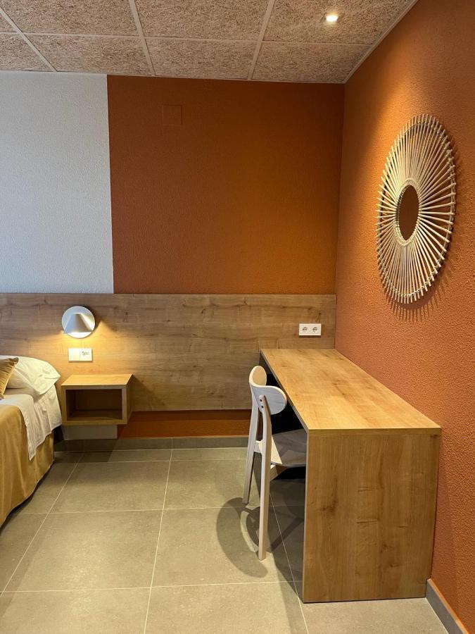Hostal Barris Pals Luaran gambar